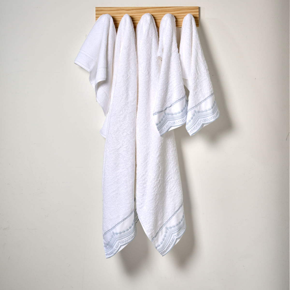 003 02 0106 Jg Banho Le Reve Branco Azul 001